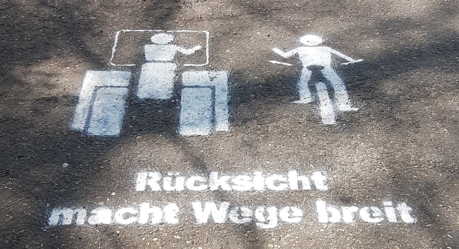 Rücksicht macht Wege breit © Gemeinde Heek